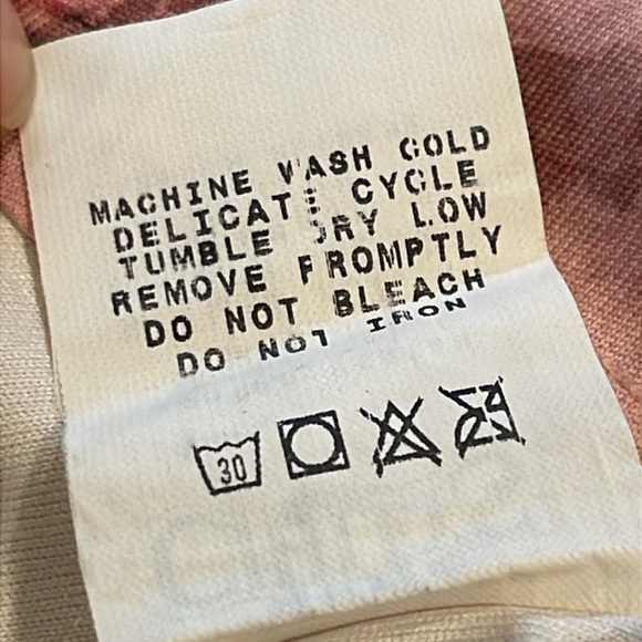 🔥HOT CHILLY🔥WINTER WEAR TURTLENECK W/ FLORAL DESIGN FRONT CREAM/LAVENDER MED EUC - Picture 8 of 8